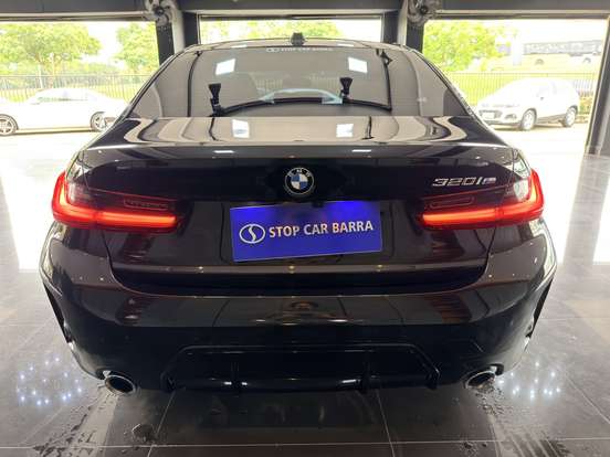 BMW-320i-2025