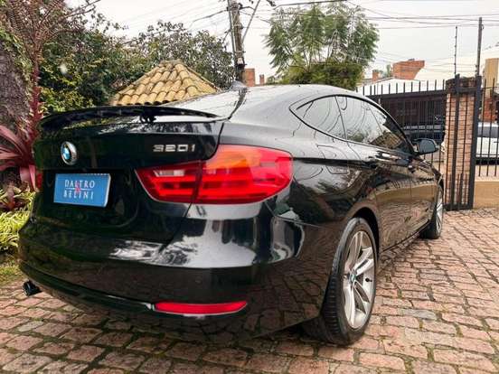 BMW-320i-2014