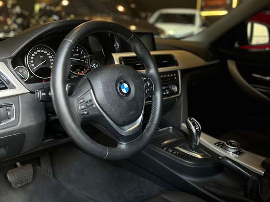 BMW-320i-2.0 SPORT GP 16V TURBO ACTIVE FLEX 4P AUTOMÁTICO BMW-320i-2014