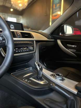 BMW-320i-2014