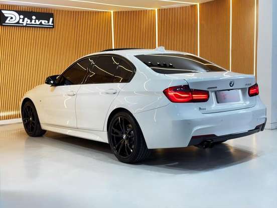 BMW-328i-2018