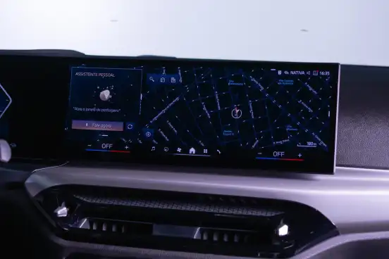 BMW-330e-2025