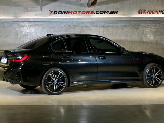 BMW-330e-2.0 16V TURBO HÍBRIDO M SPORT AUTOMÁTICO BMW-330e-2024