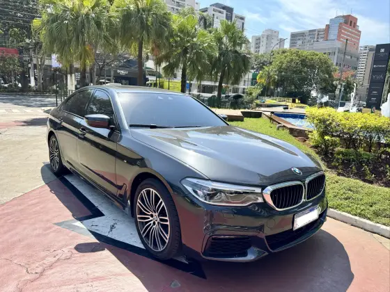BMW 540i 3.0 24V TURBO GASOLINA M SPORT AUTOMÁTICO BMW 540i 3.0 24V TURBO GASOLINA M SPORT AUTOMÁTICO