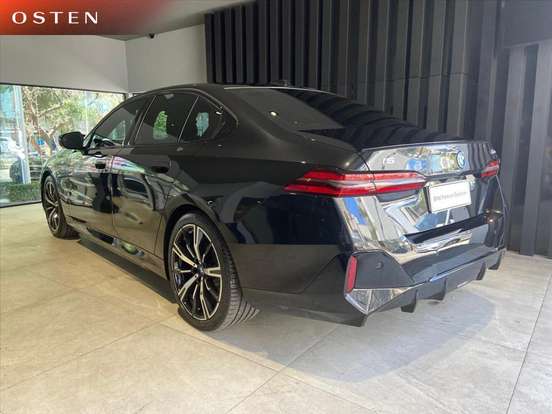 BMW-i5-2024
