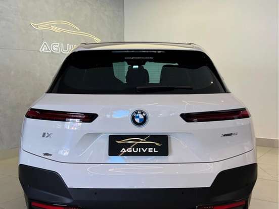 BMW-iX-2022