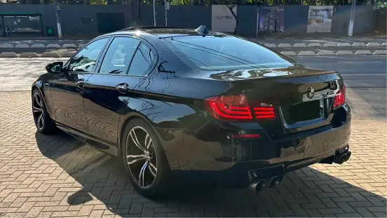 BMW-M5-4.4 V8 32V GASOLINA 4P AUTOMÁTICO BMW-M5-2012