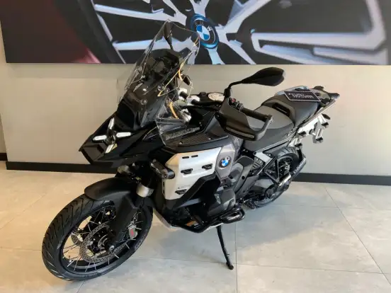 BMW-R 1300 GS ADVENTURE TRIPLE BLACK BMW-R 1300 GS ADVENTURE TRIPLE BLACK-2025