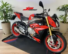 BMW S 1000 R BMW S 1000 R