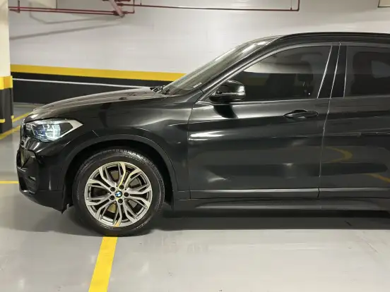 BMW-X1-2020