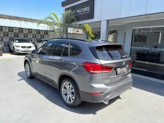 BMW-X1-2.0 16V TURBO ACTIVEFLEX SDRIVE20I 4P AUTOMÁTICO BMW-X1-2020