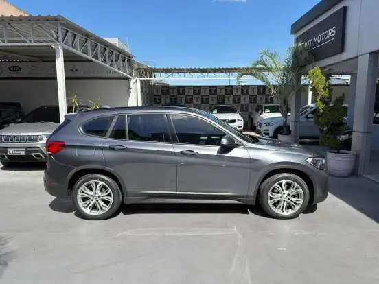 BMW-X1-2020