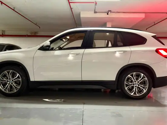 BMW-X1-2.0 16V TURBO ACTIVEFLEX SDRIVE20I OUTDOOR 4P AUTOMÁTICO BMW-X1-2021
