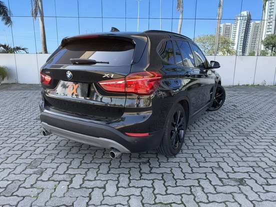 BMW-X1-2016
