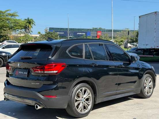 BMW-X1-2020