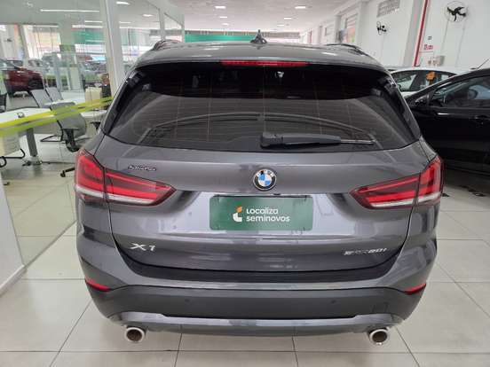 BMW-X1-2022