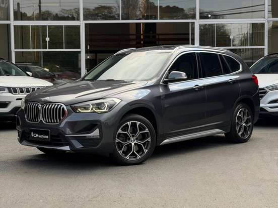 BMW-X1-2.0 16V TURBO ACTIVEFLEX SDRIVE20I X-LINE 4P AUTOMÁTICO BMW-X1-2019