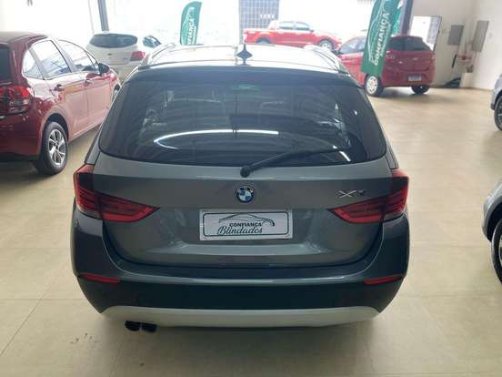 BMW-X1-2.0 16V TURBO GASOLINA SDRIVE20I 4P AUTOMÁTICO BMW-X1-2012