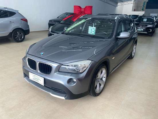 BMW-X1-2.0 16V TURBO GASOLINA SDRIVE20I 4P AUTOMÁTICO BMW-X1-2012