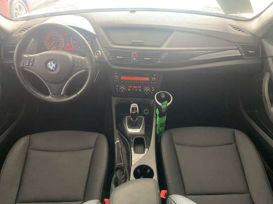 BMW-X1-2012
