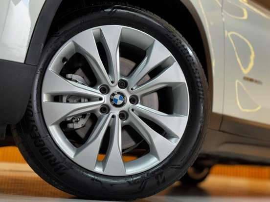 BMW-X1-2.0 16V TURBO GASOLINA SDRIVE20I GP 4P AUTOMÁTICO BMW-X1-2016