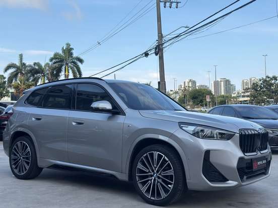 BMW-X1-2.0 16V TURBO GASOLINA SDRIVE20I M SPORT STEPTRONIC BMW-X1-2024