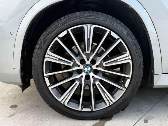BMW-X1-2024