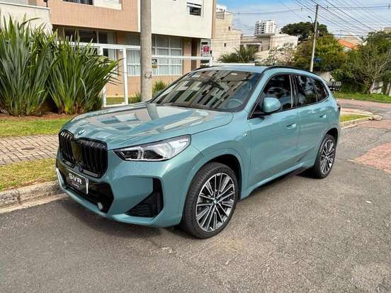 BMW-X1-2023