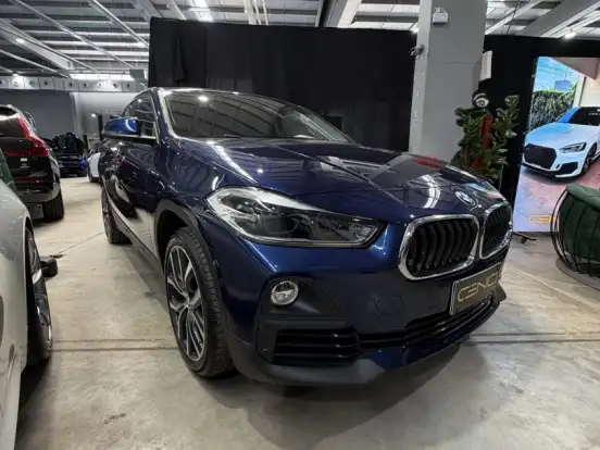 BMW-X2-2.0 16V TURBO ACTIVEFLEX SDRIVE20I GP STEPTRONIC BMW-X2-2018