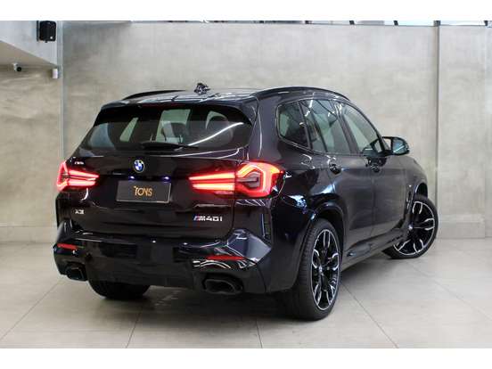 BMW-X3-2022