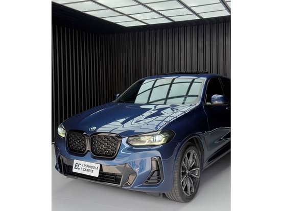 BMW-X4-2022