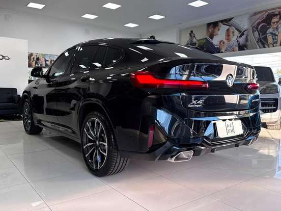 BMW-X4-2024