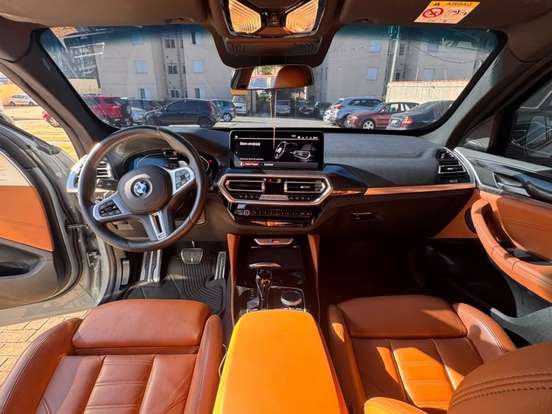BMW-X4-2024