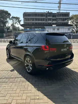 BMW-X5-2017