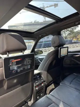 BMW-X5-2017