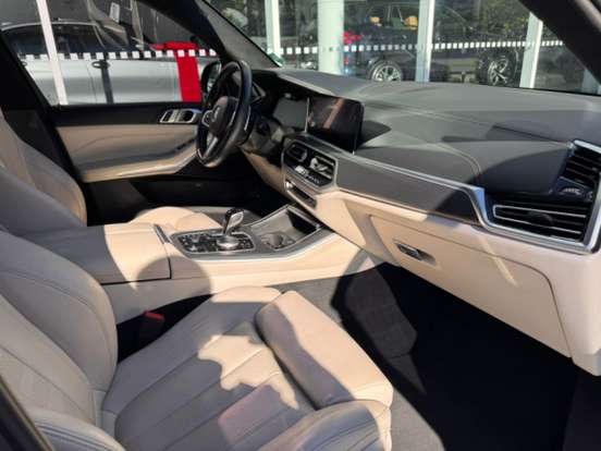 BMW-X5-3.0 I6 TURBO HÍBRIDO XDRIVE45E M SPORT AUTOMÁTICO BMW-X5-2022
