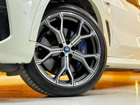 BMW-X5-3.0 I6 TURBO HÍBRIDO XDRIVE45E M SPORT AUTOMÁTICO BMW-X5-2021