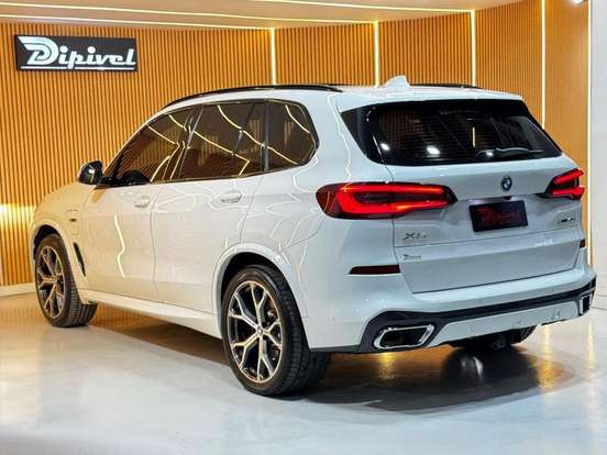 BMW-X5-3.0 I6 TURBO HÍBRIDO XDRIVE45E M SPORT AUTOMÁTICO BMW-X5-2021