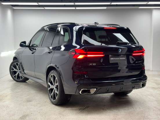 BMW-X5-3.0 I6 TURBO HÍBRIDO XDRIVE50E M SPORT AUTOMÁTICO BMW-X5-2023