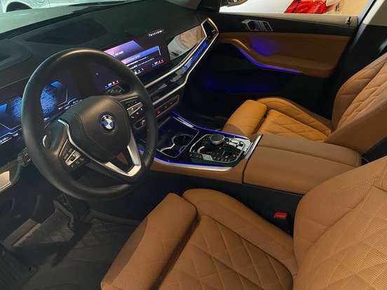 BMW-X5-3.0 I6 TURBO HÍBRIDO XDRIVE50E X-LINE AUTOMÁTICO BMW-X5-2024