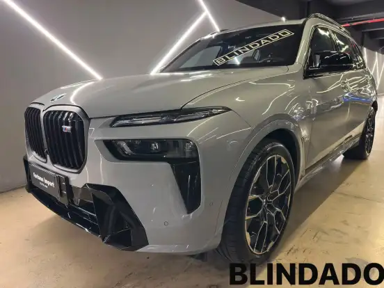 BMW-X7-4.4 V8 GASOLINA M60i STEPTRONIC BMW-X7-2024