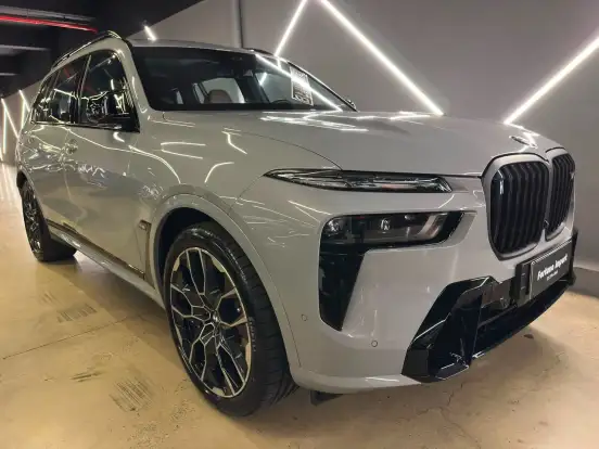 BMW-X7-4.4 V8 GASOLINA M60i STEPTRONIC BMW-X7-2024