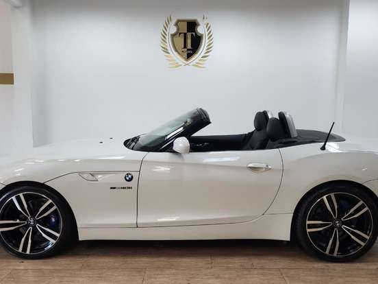 BMW-Z4-2.5 I6 GASOLINA SDRIVE23I AUTOMÁTICO BMW-Z4-2010