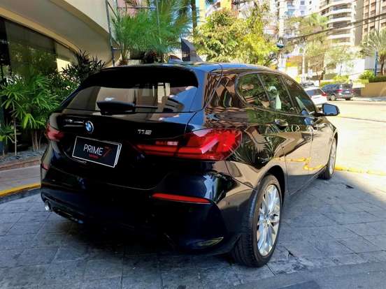 BMW-118i-2019