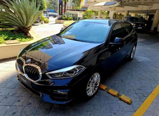 BMW-118i-2019