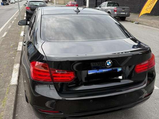 BMW-316i-1.6 SEDAN 16V TURBO GASOLINA 4P AUTOMATICO BMW-316i-2014