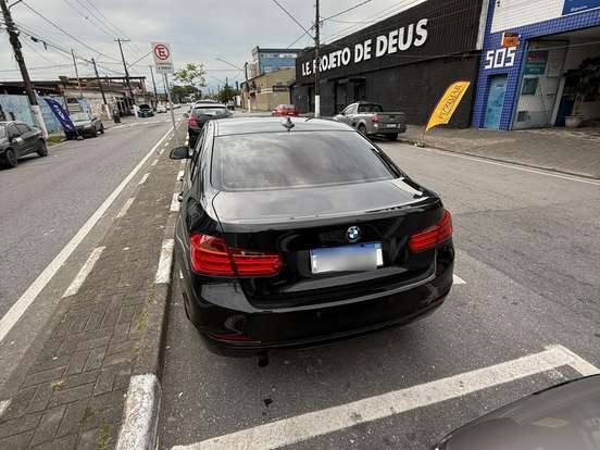 BMW-316i-1.6 SEDAN 16V TURBO GASOLINA 4P AUTOMATICO BMW-316i-2014