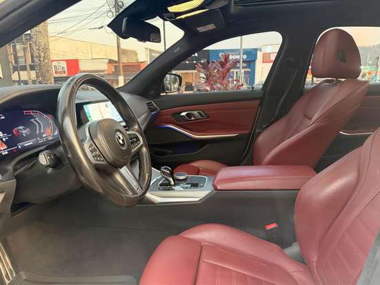 BMW-320i-2021