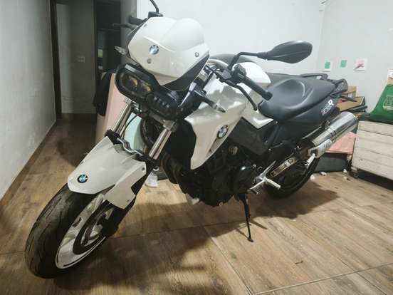 BMW-F 800 R BMW-F 800 R-2012