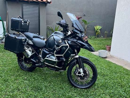 BMW-R 1250 GS ADVENTURE PREMIUM TRIPLE BLACK BMW-R 1250 GS ADVENTURE PREMIUM TRIPLE BLACK-2022